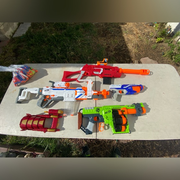 Nerf Guns Toys - Picture 2 of 4
